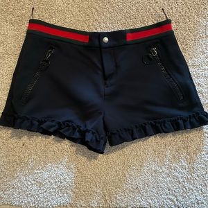 COPY - Slightly worn Authentic Gucci shorts. Material can be worn in Winter.